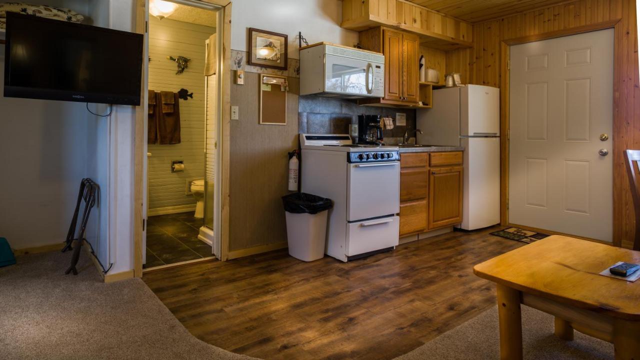 Curriers Lakeview Lodge Rice Lake Δωμάτιο φωτογραφία