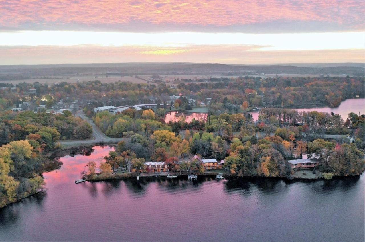 Curriers Lakeview Lodge Rice Lake Εξωτερικό φωτογραφία
